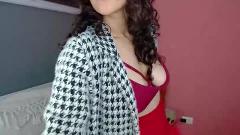 Mora Haze 3 online show from 10.22.25