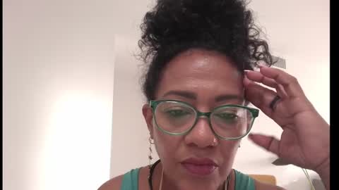 Snapshot of morena_passion chatting on 06.21.26 morena_passion online show from 06.21.26