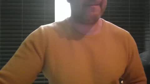Snapshot of morepassion4u chatting on 10.19.25 morepassion4u online show from 10.19.25