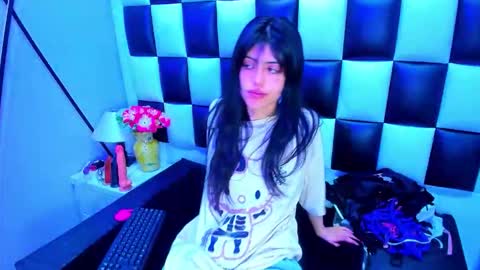 morganasmit_ online show from 04.02.26