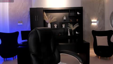 Morgan Hicks online show from 09.29.25