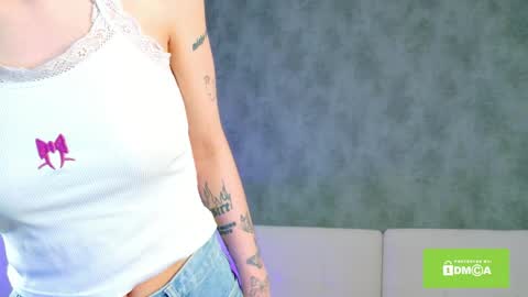 Emilia online show from 04.26.26