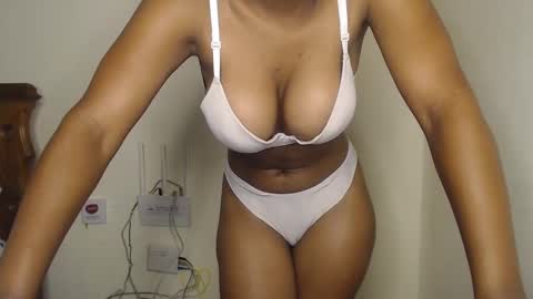 Mellisa online show from 12.04.24