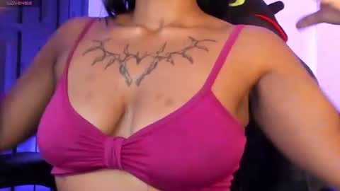 Snapshot of morticia_420 chatting on 06.18.26 morticia_420 online show from 06.18.26