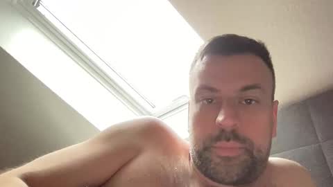 Snapshot of morty87geil chatting on 03.25.26 morty87geil online show from 03.25.26