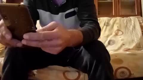 Nomadu online show from 01.04.25