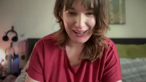Snapshot of mossy_mommy chatting on 06.19.26 Mossy Mommy online show from 06.19.26