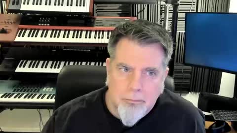 Snapshot of mostly_unbothered chatting on 11.22.25 mostly_unbothered online show from 11.22.25