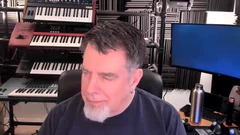 Snapshot of mostly_unbothered chatting on 02.01.26 mostly_unbothered online show from 02.01.26