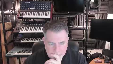 mostly_unbothered online show from 08.01.26