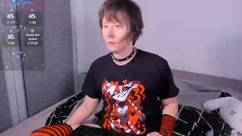 mothkink Moth  -  online show from 07.06.26