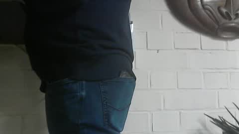 Snapshot of motofann2 chatting on 01.21.25 motofann2 online show from 01.21.25