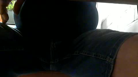 Snapshot of motofann2 chatting on 06.19.26 motofann2 online show from 06.19.26