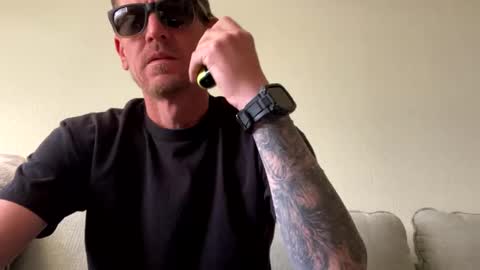 New. Come talk online show from 03.09.25