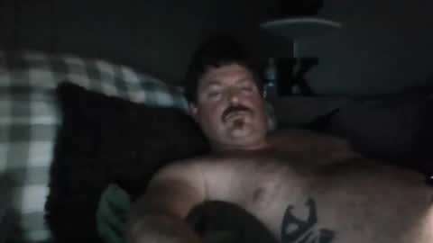 Snapshot of mr1bucket chatting on 11.26.25 mr1bucket online show from 11.26.25