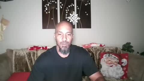 Snapshot of mr___good chatting on 12.16.24 Mr. Good and Ms. Plenty online show from 12.16.24