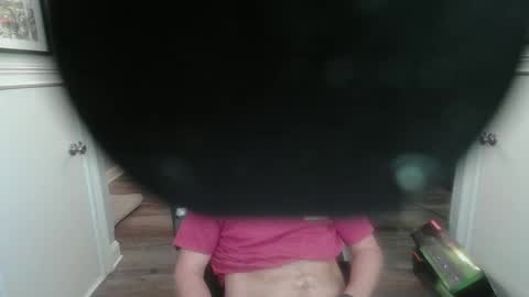 Snapshot of mr_e_solved chatting on 04.27.26 just me online show from 04.27.26