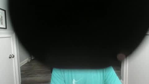 Snapshot of mr_e_solved chatting on 05.12.26 just me online show from 05.12.26
