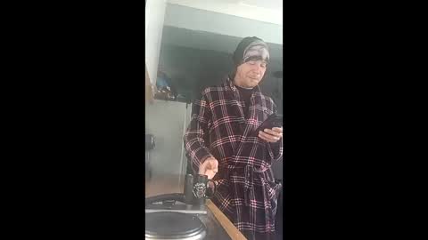 Snapshot of mr_i_ chatting on 12.19.25 mr_i_ online show from 12.19.25