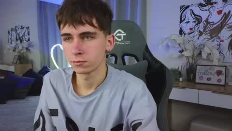 Kris online show from 02.21.25