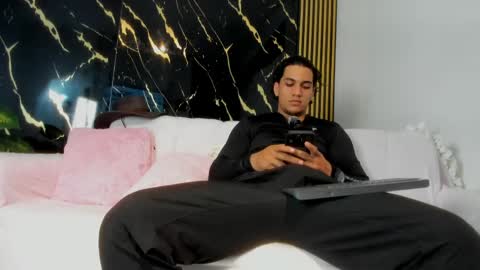 mr_maximo online show from 04.24.26