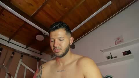 Snapshot of mr_mikee_ chatting on 03.09.25 MIKEE online show from 03.09.25