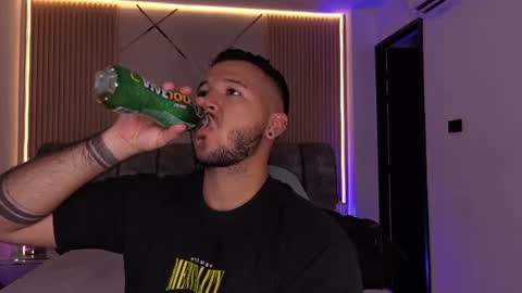 MIKEE online show from 08.04.26