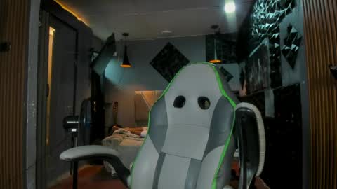 mr_mois online show from 06.06.26
