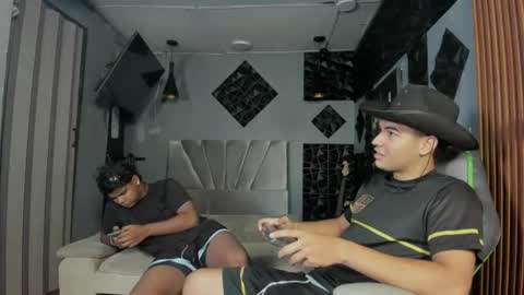 mr_mois online show from 07.10.26