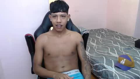 mr_stiven_ online show from 01.30.25