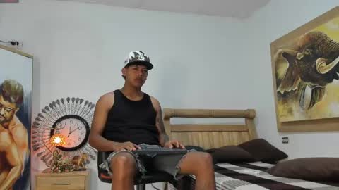 mr_stiven_ online show from 05.05.26