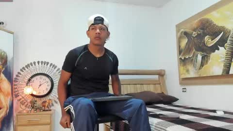 mr_stiven_ online show from 05.19.26