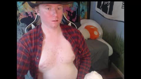 Snapshot of mr_strawberry chatting on 10.23.25 mr_strawberry online show from 10.23.25