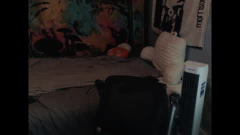 mr_strawberry online show from 05.22.26