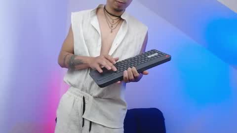 Snapshot of mralpha_latino chatting on 04.18.26 Alpha LATINO online show from 04.18.26