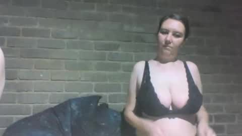 Mr And Mrs Cumalot online show from 10.17.25
