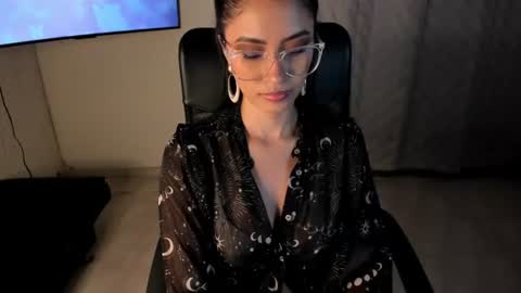 Mr.  Mrs. Smith  online show from 07.15.26