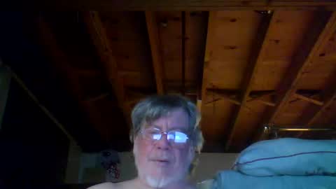 Snapshot of mrblade666 chatting on 02.10.26 mrblade666 online show from 02.10.26