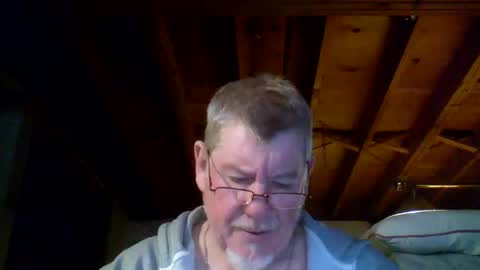 Snapshot of mrblade666 chatting on 05.11.26 mrblade666 online show from 05.11.26