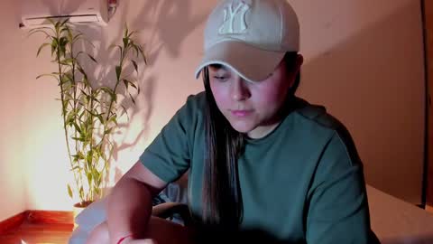 Laura online show from 12.30.24