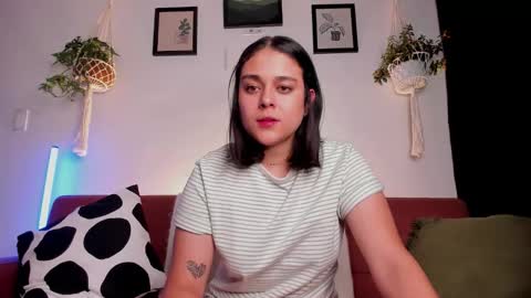 Laura online show from 10.21.25