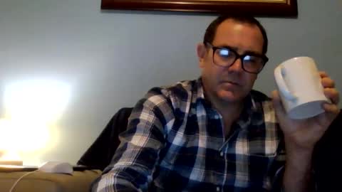 Snapshot of mrcaruso chatting on 11.28.25 Mrcaruso online show from 11.28.25