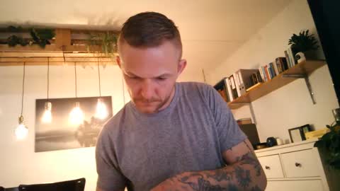 mrchrcor online show from 03.10.25