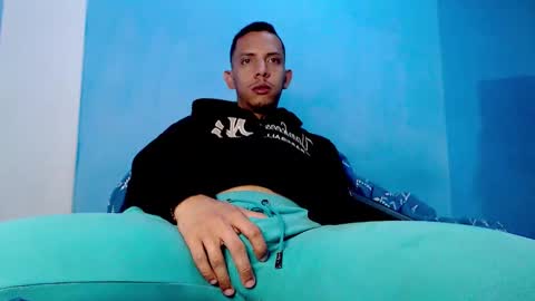 Snapshot of mrchrisdaniel chatting on 01.12.26 Christtofer online show from 01.12.26