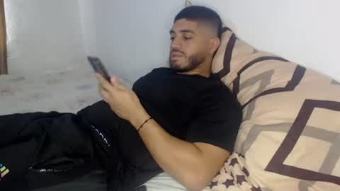 Snapshot of mrcum24 chatting on 08.03.26 Will online show from 08.03.26