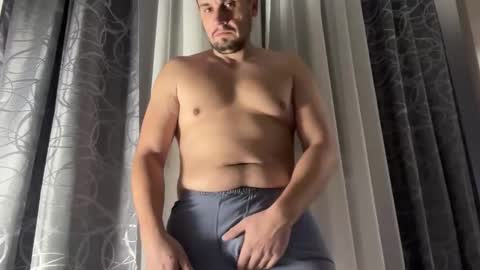 mrcumonface1 online show from 12.19.25