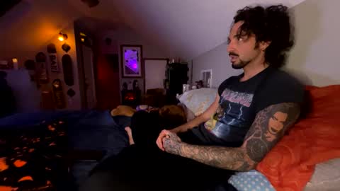 Snapshot of mrfanceypants chatting on 10.05.25 mrfanceypants online show from 10.05.25