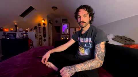 Snapshot of mrfanceypants chatting on 01.13.26 mrfanceypants online show from 01.13.26