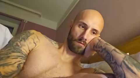 mrga591904 online show from 11.24.25