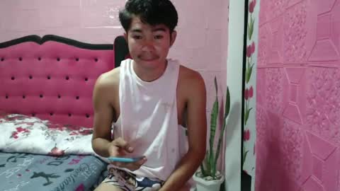 Snapshot of mrheartthief chatting on 06.28.26 mrheartthief online show from 06.28.26